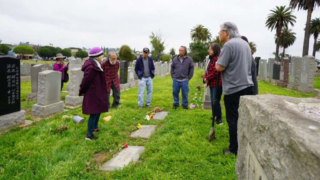Group photo at Evergreen Cemetery of Ching Ming