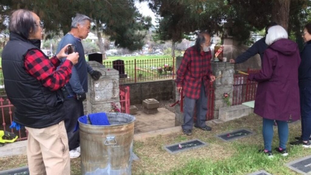 Photo at Evergreen Cemetery of Ching Ming