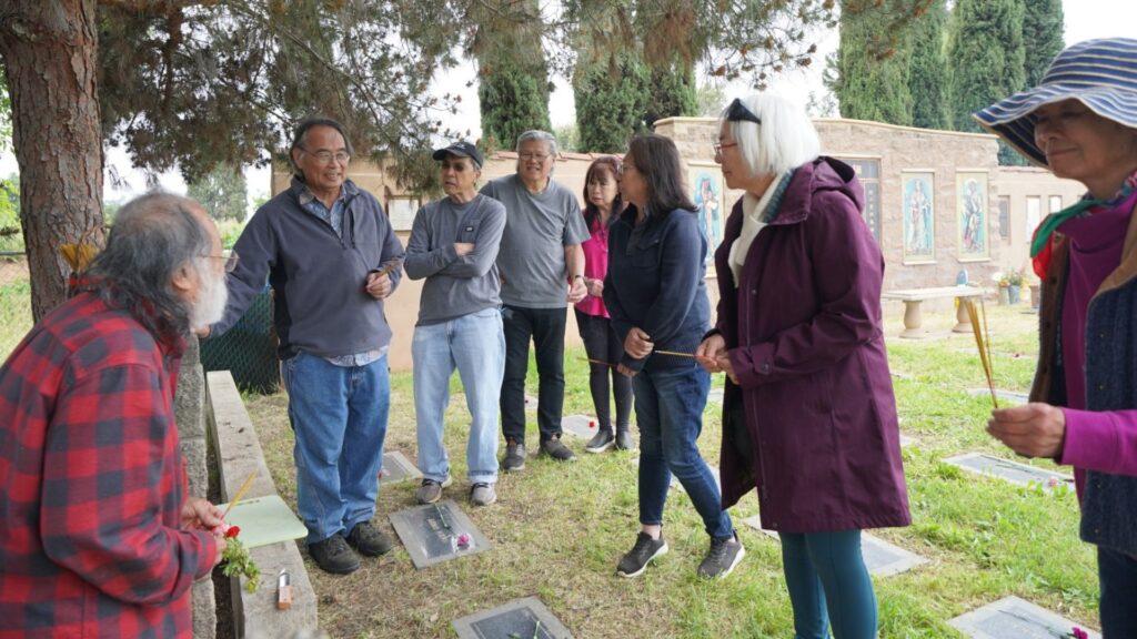 Group photo at Evergreen Cemetery of Ching Ming
